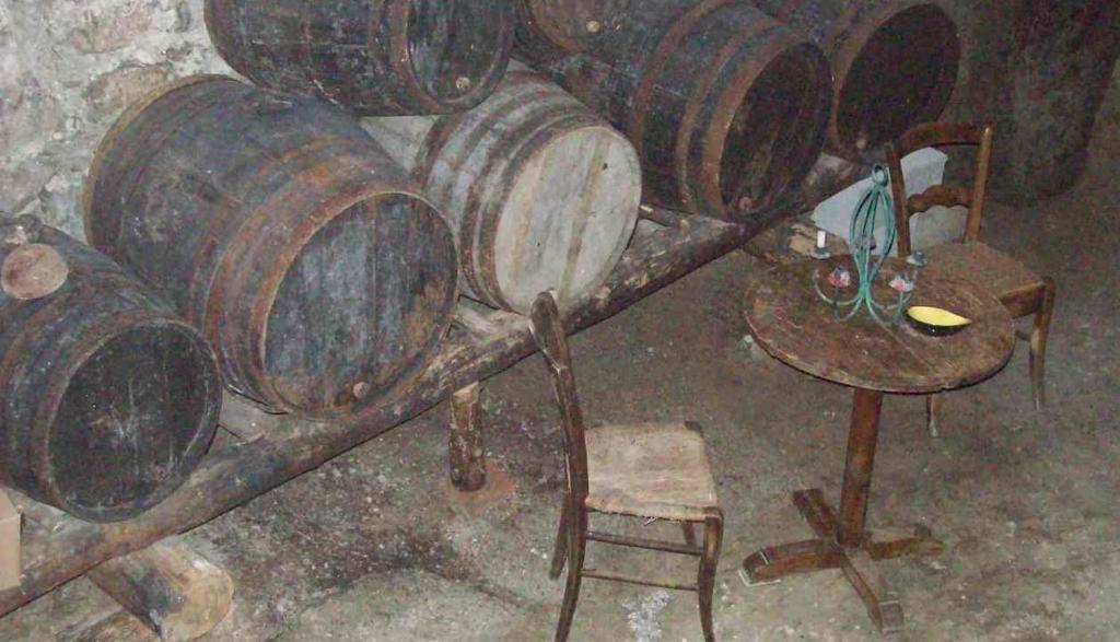 Le Vin De L'Ete Bed & Breakfast Ponet-et-Saint-Auban ภายนอก รูปภาพ