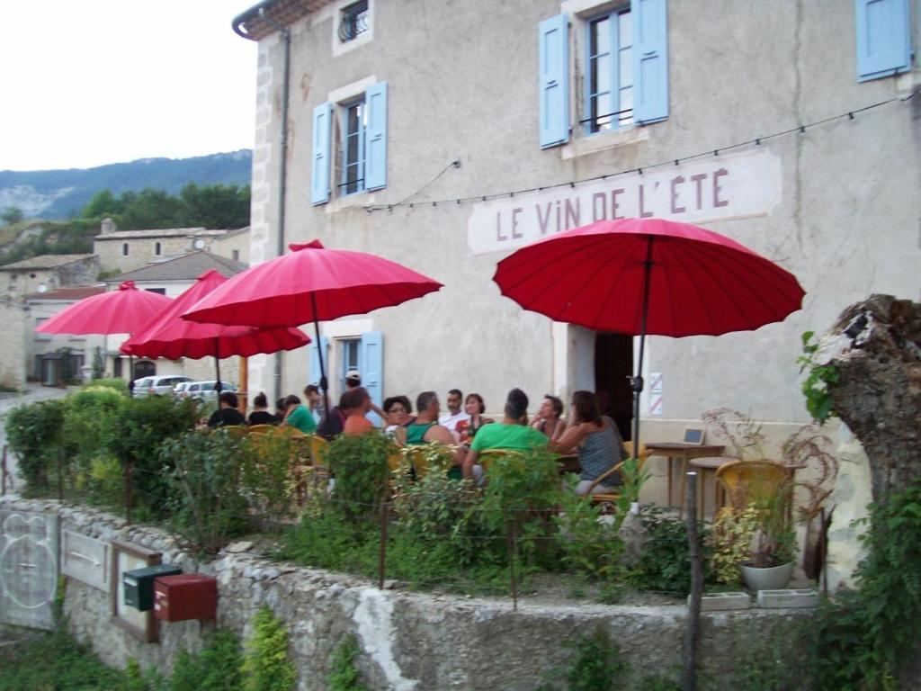 Le Vin De L'Ete Bed & Breakfast Ponet-et-Saint-Auban ภายนอก รูปภาพ